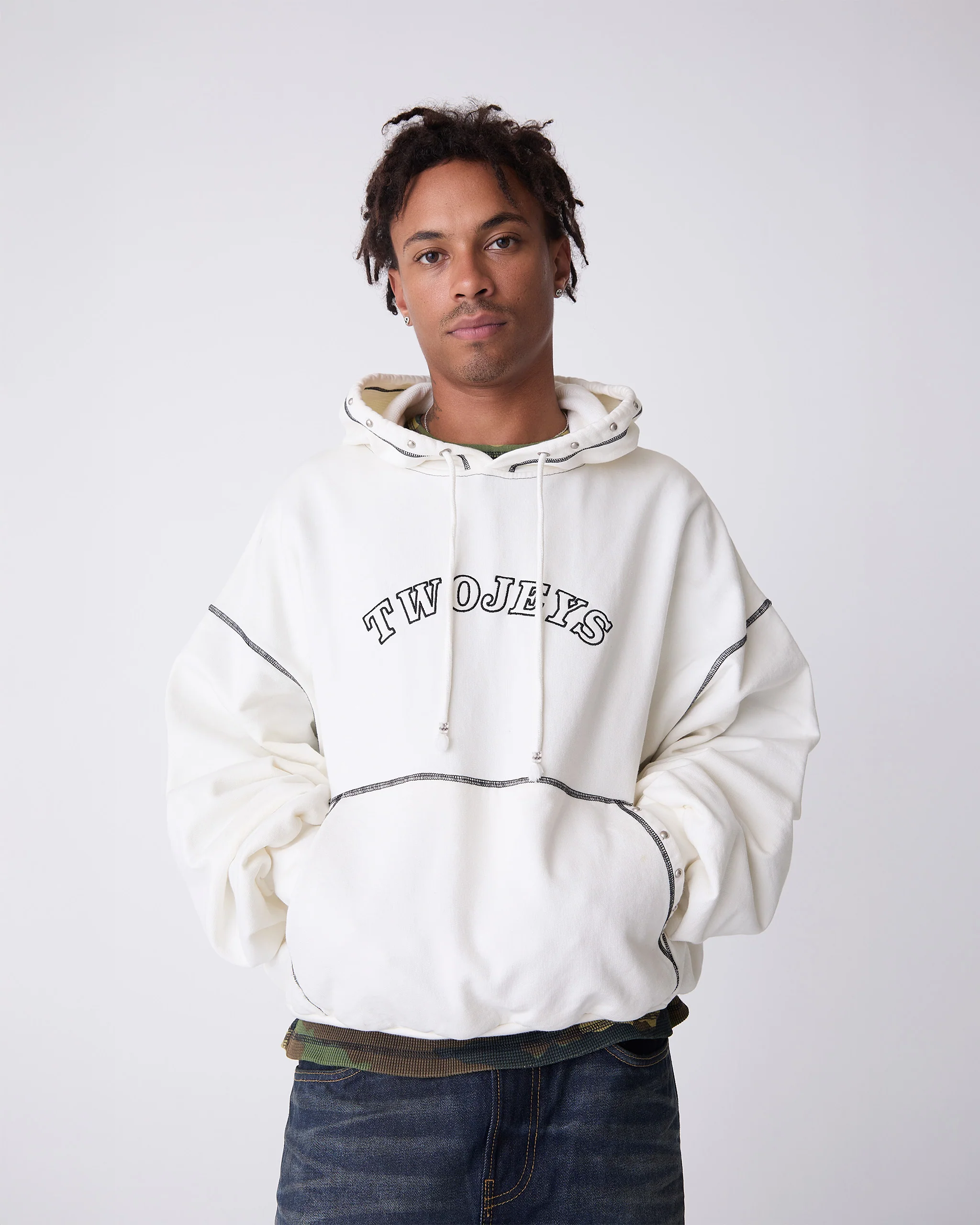Contrast Varsity Stud Hoodie - Image 2
