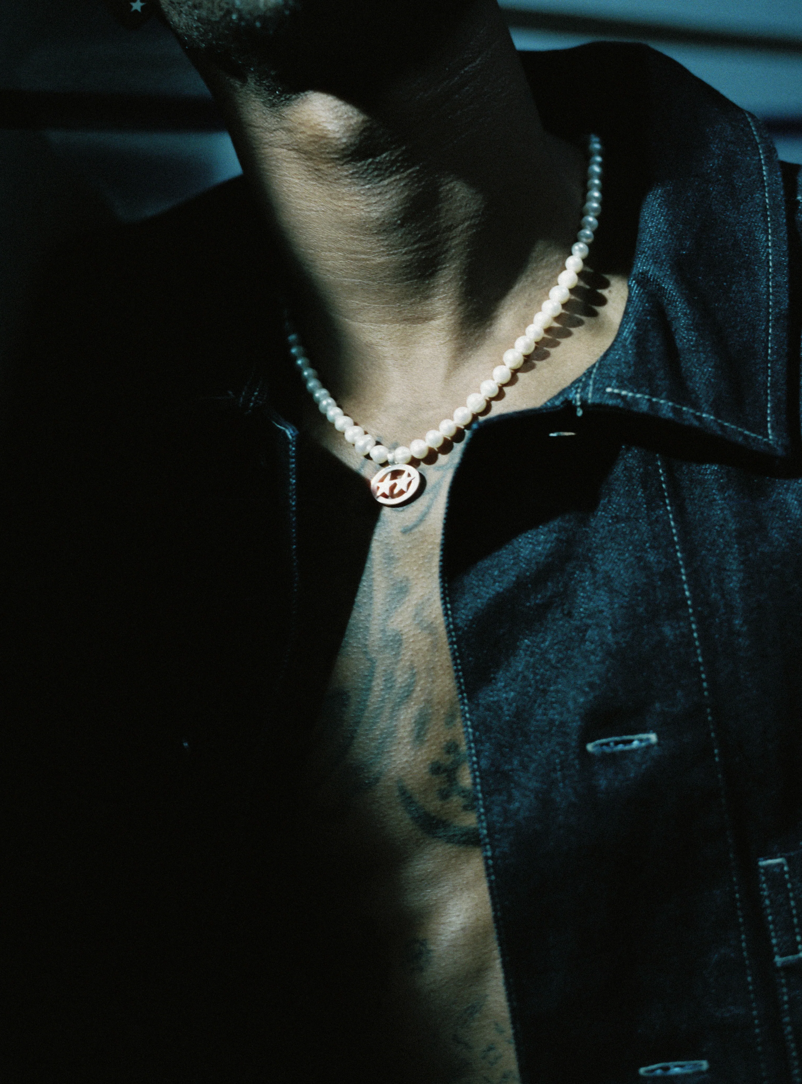 Icon Pearl Necklace - Image 4