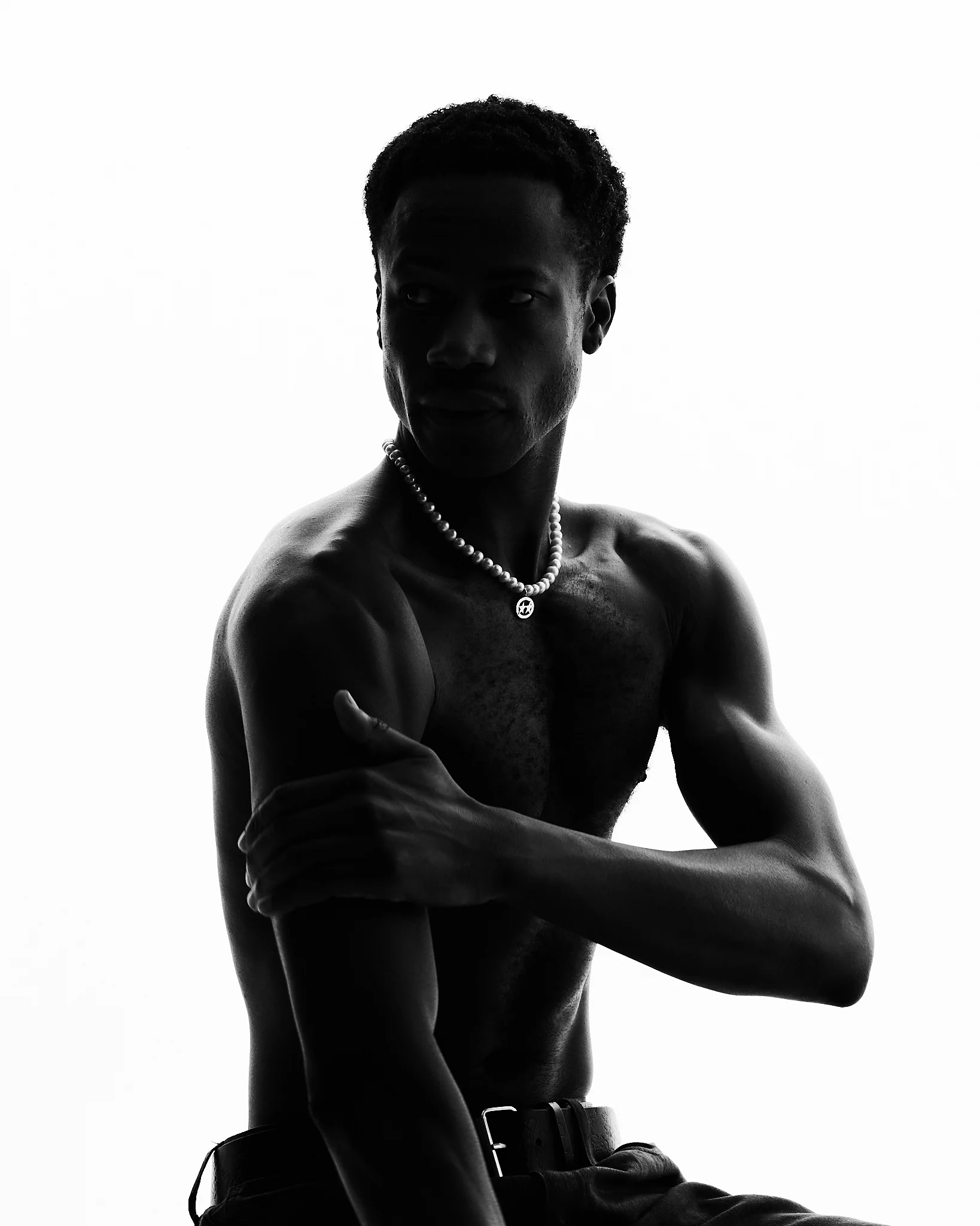 Icon Pearl Necklace - Image 5