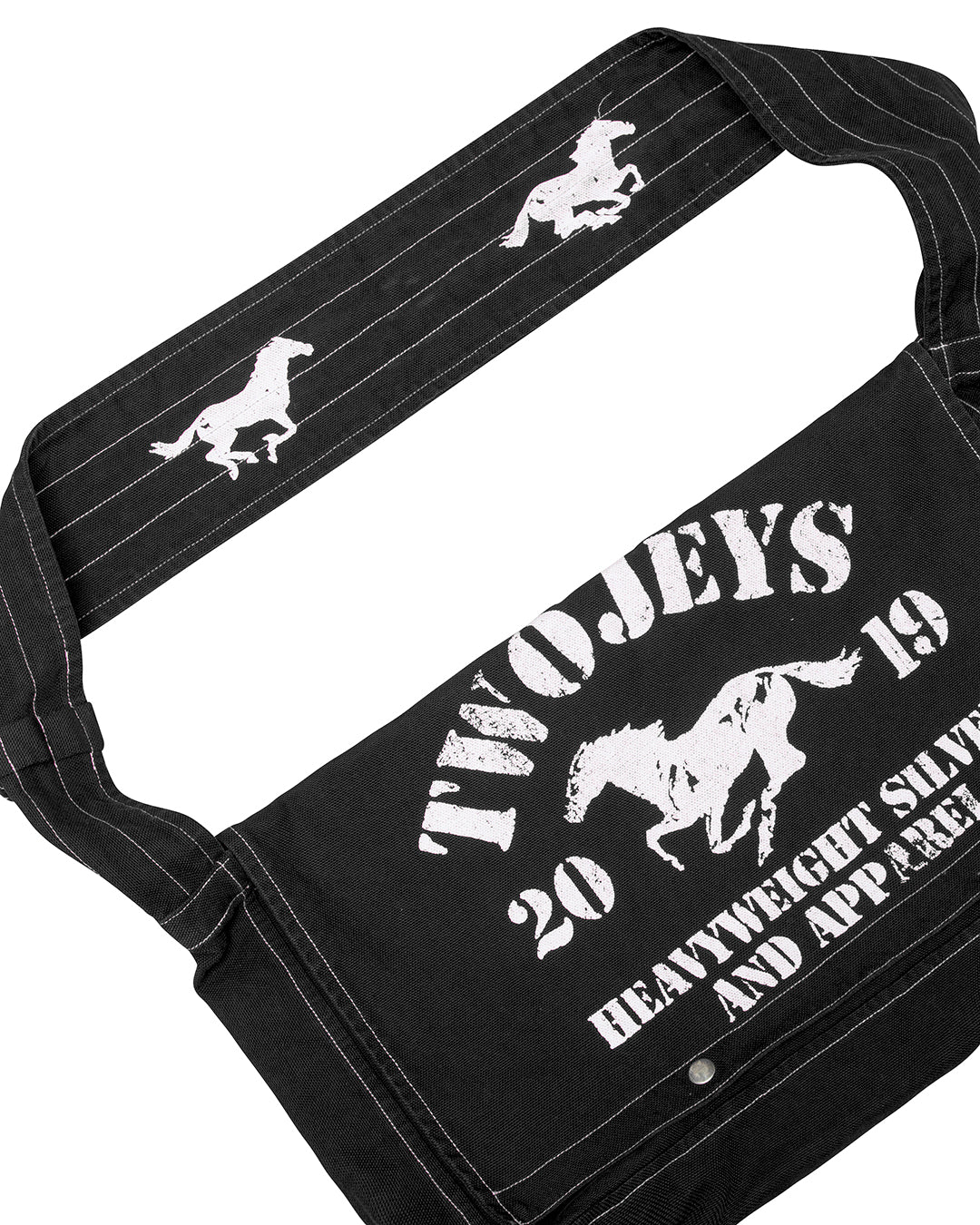 Sterling Messenger Bag Black - Image 4