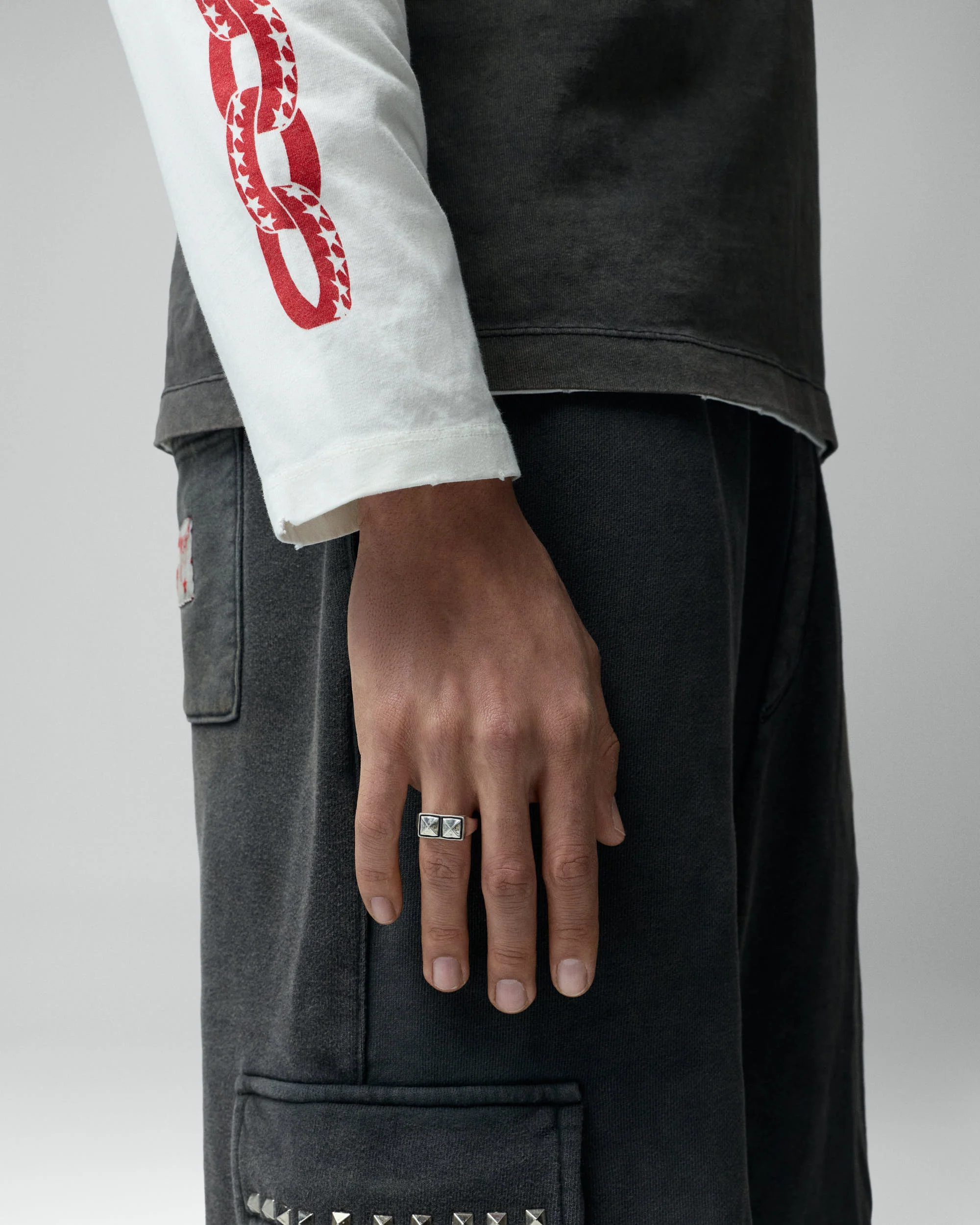 Two Studs Ring - Image 2