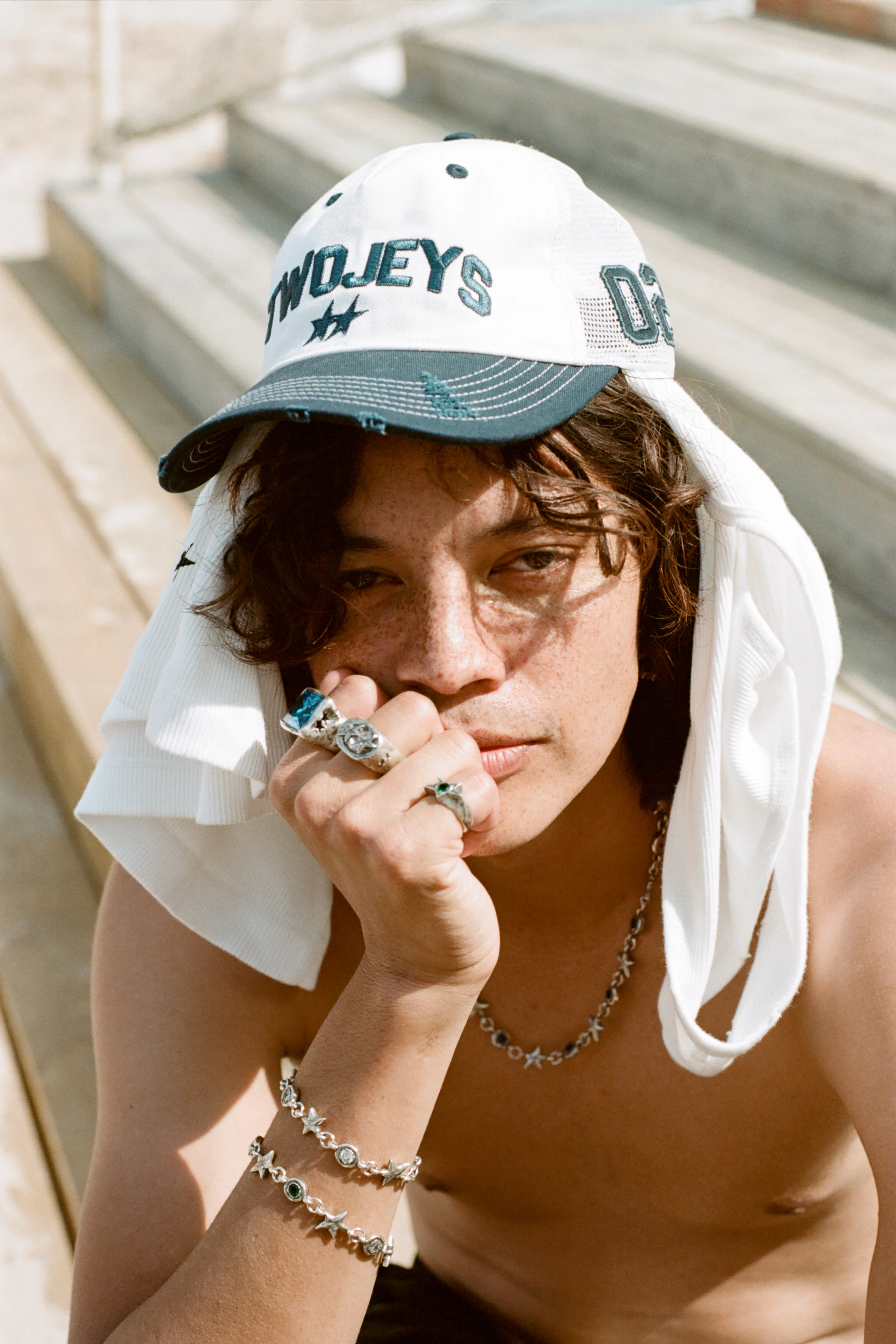 White Icon Trucker - Image 8